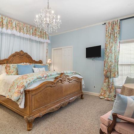 Beland Mansion-Treasured Mist Suite! Форт-Смит Экстерьер фото