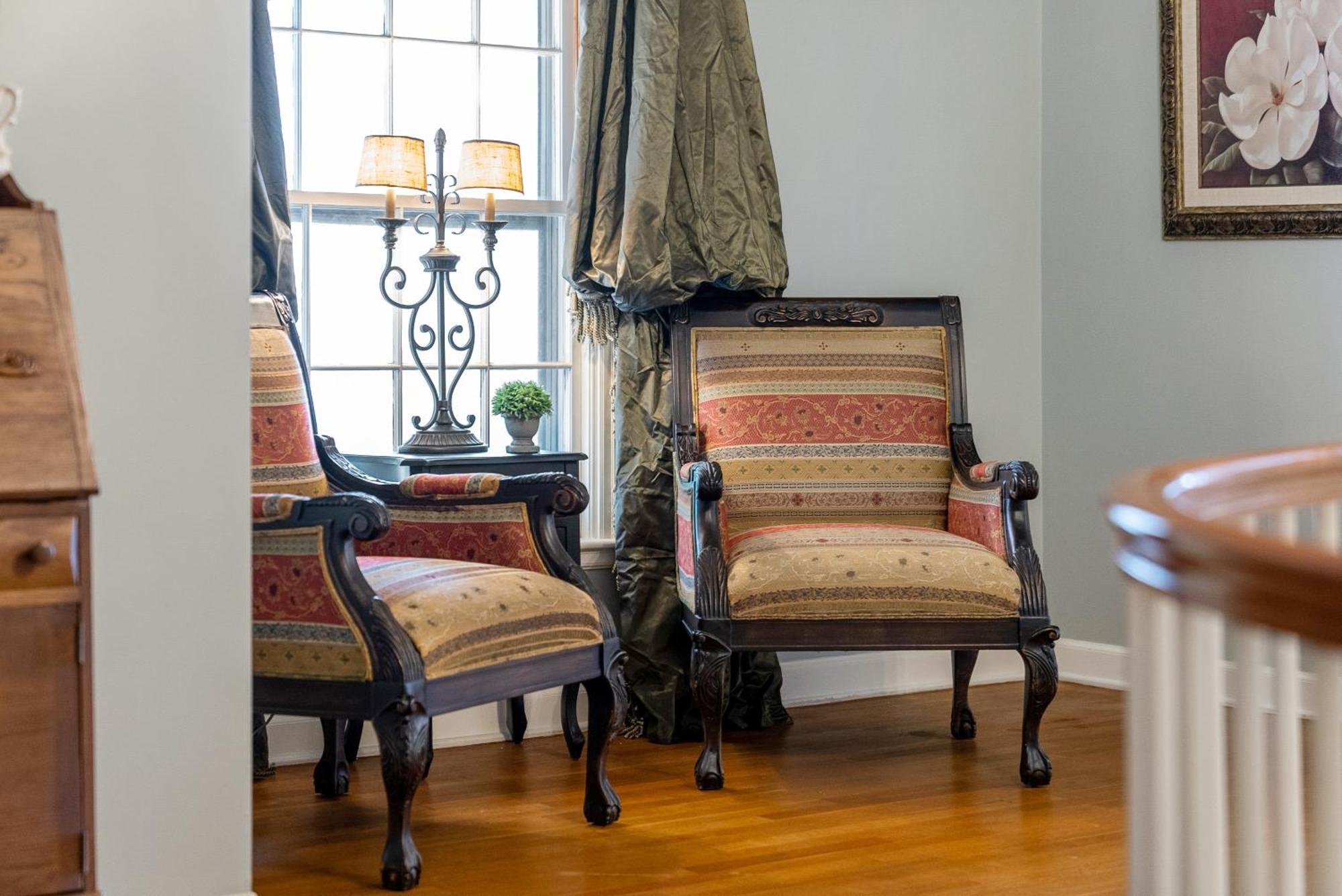 Beland Mansion-Treasured Mist Suite! Форт-Смит Экстерьер фото