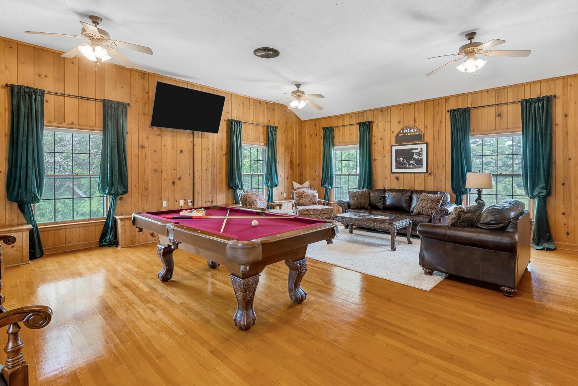 Beland Mansion-Treasured Mist Suite! Форт-Смит Экстерьер фото